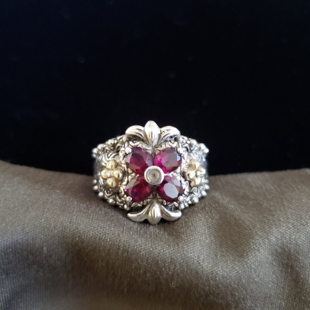 Barbara Bixby Sterling Silver Garnet Flower Ring 6 Pre-owned